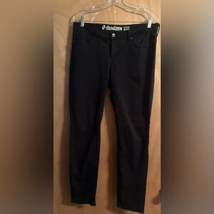 Women’s Black Jeans